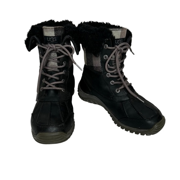 UGG Black Leather & Plaid Adirondack II Vibrum Waterproof Winter Boots Sz 8.5 - Picture 1 of 14